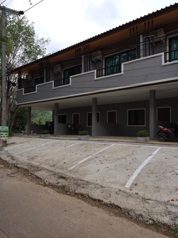 Am House Apartment Klong Muang Beach Exterior photo